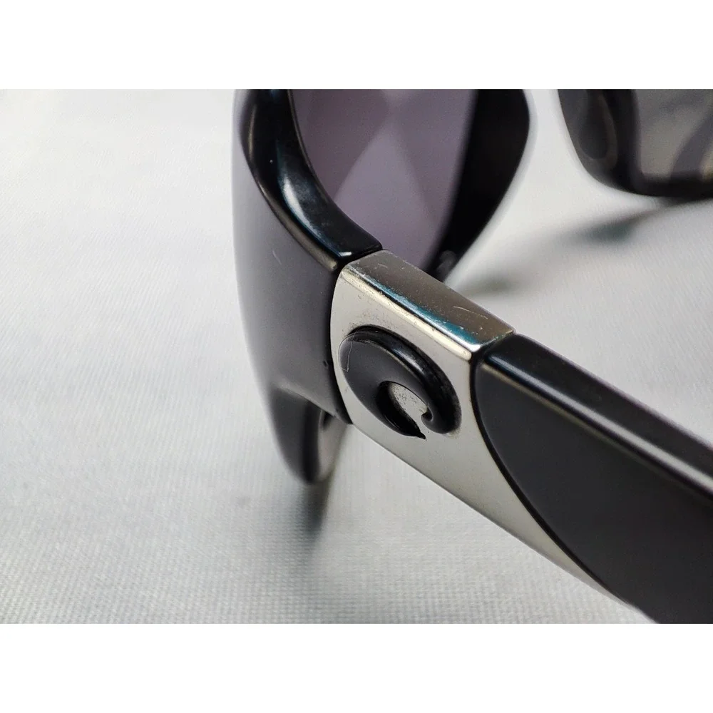 Costa Del Mar Isabela IB11 Black Gray Polarized Wrap Sunglasses